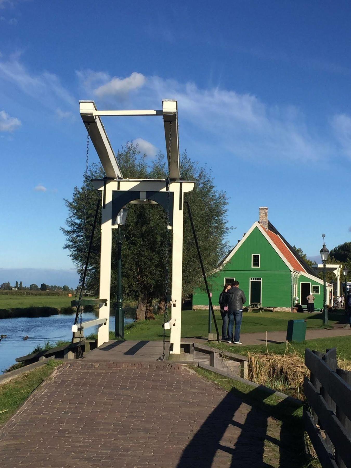 Stay Overnight At Windmill Village Zaanse Schans - Amsterdam ซานดาม ภายนอก รูปภาพ